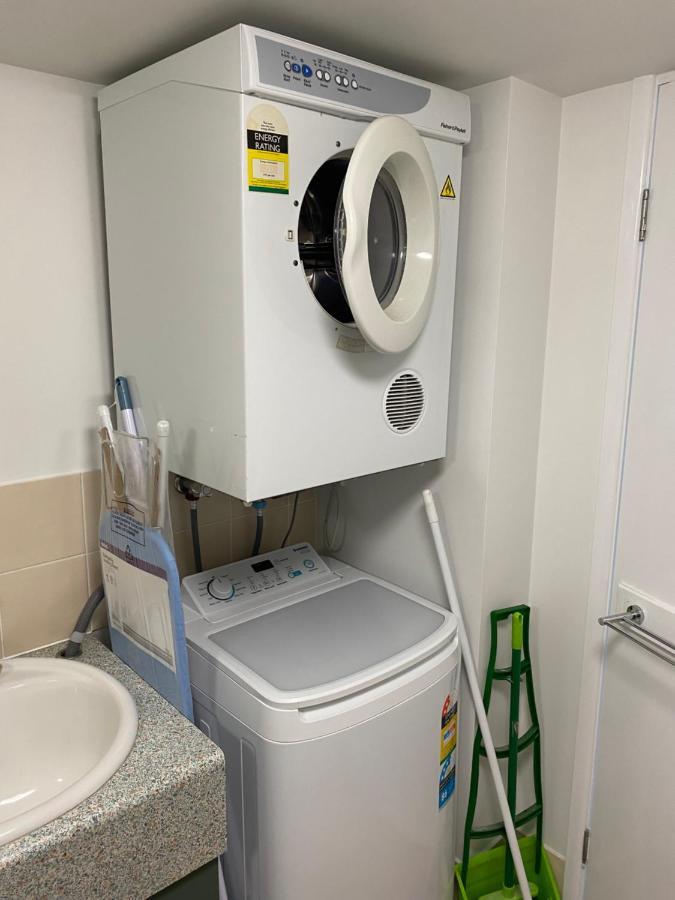 Kings Bay Apartments Caloundra Extérieur photo