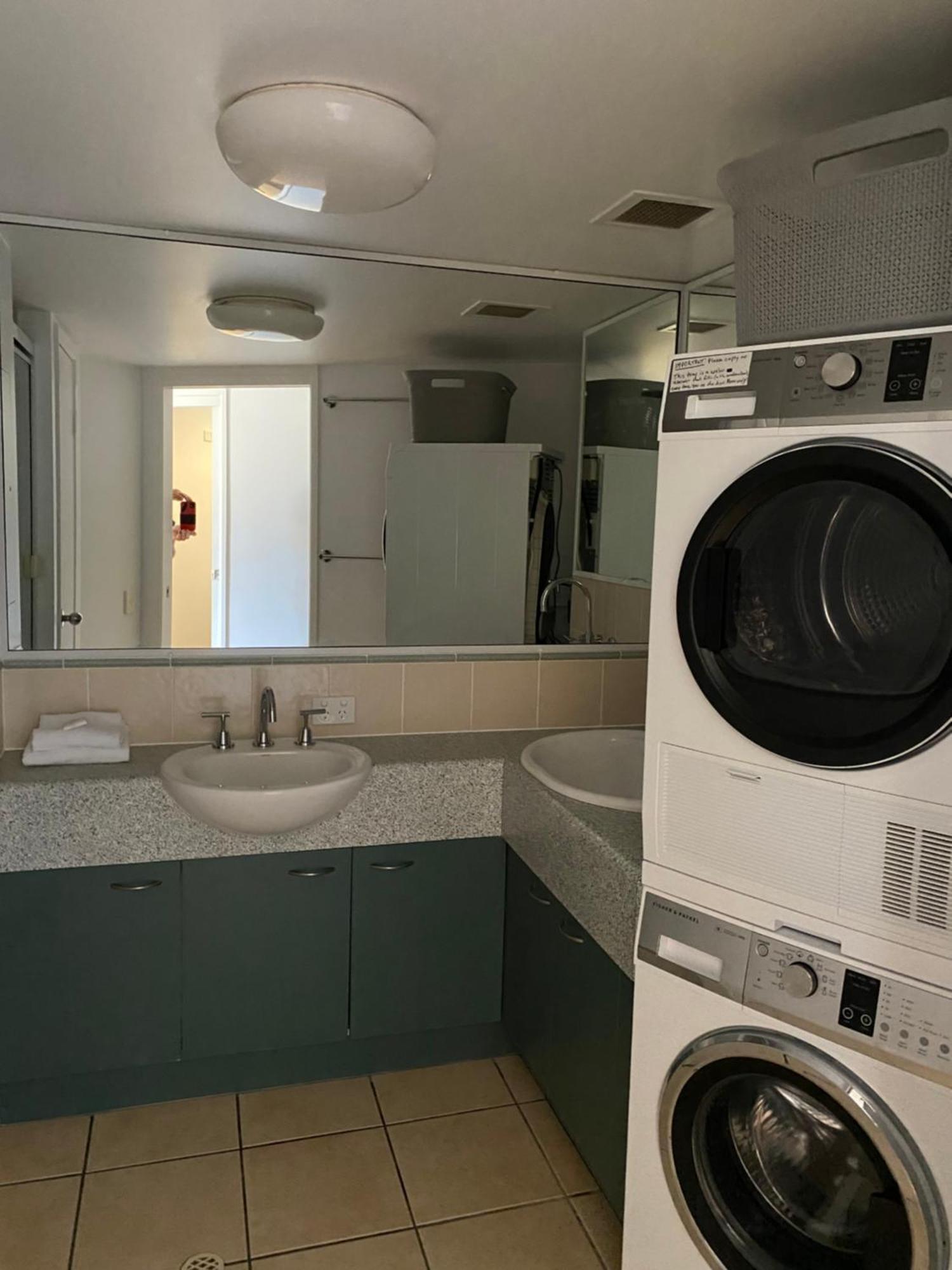 Kings Bay Apartments Caloundra Extérieur photo